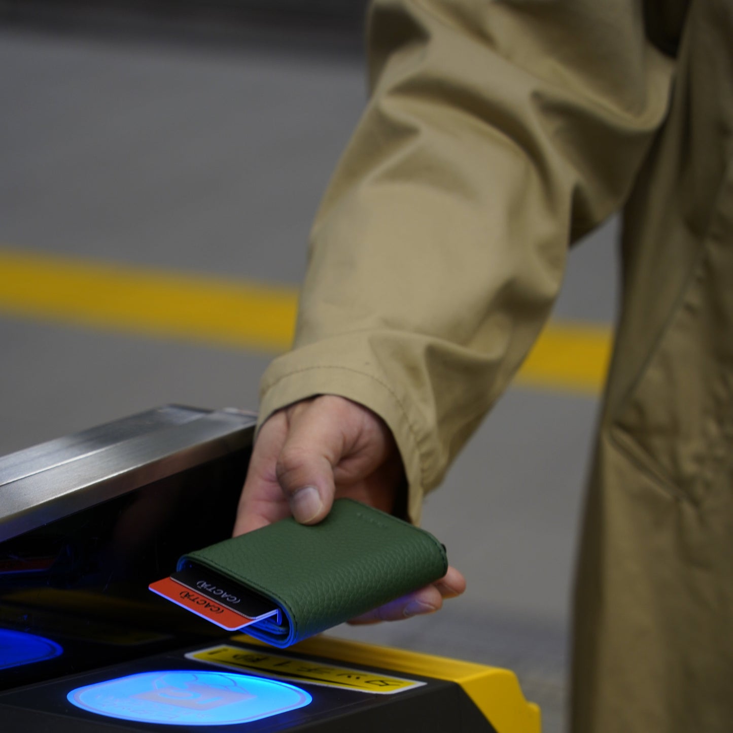 NO.2040 TROPICAL FIMAT PAYMENT HUNTER WALLET