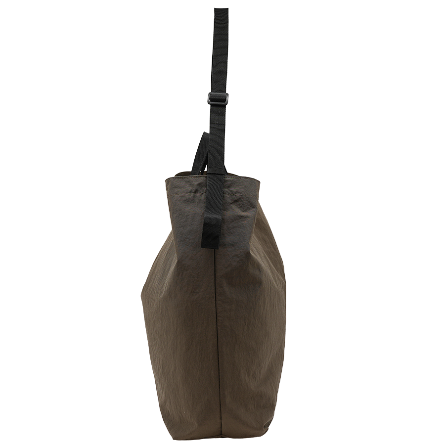 NO.1018　TECH　TECH TOTE