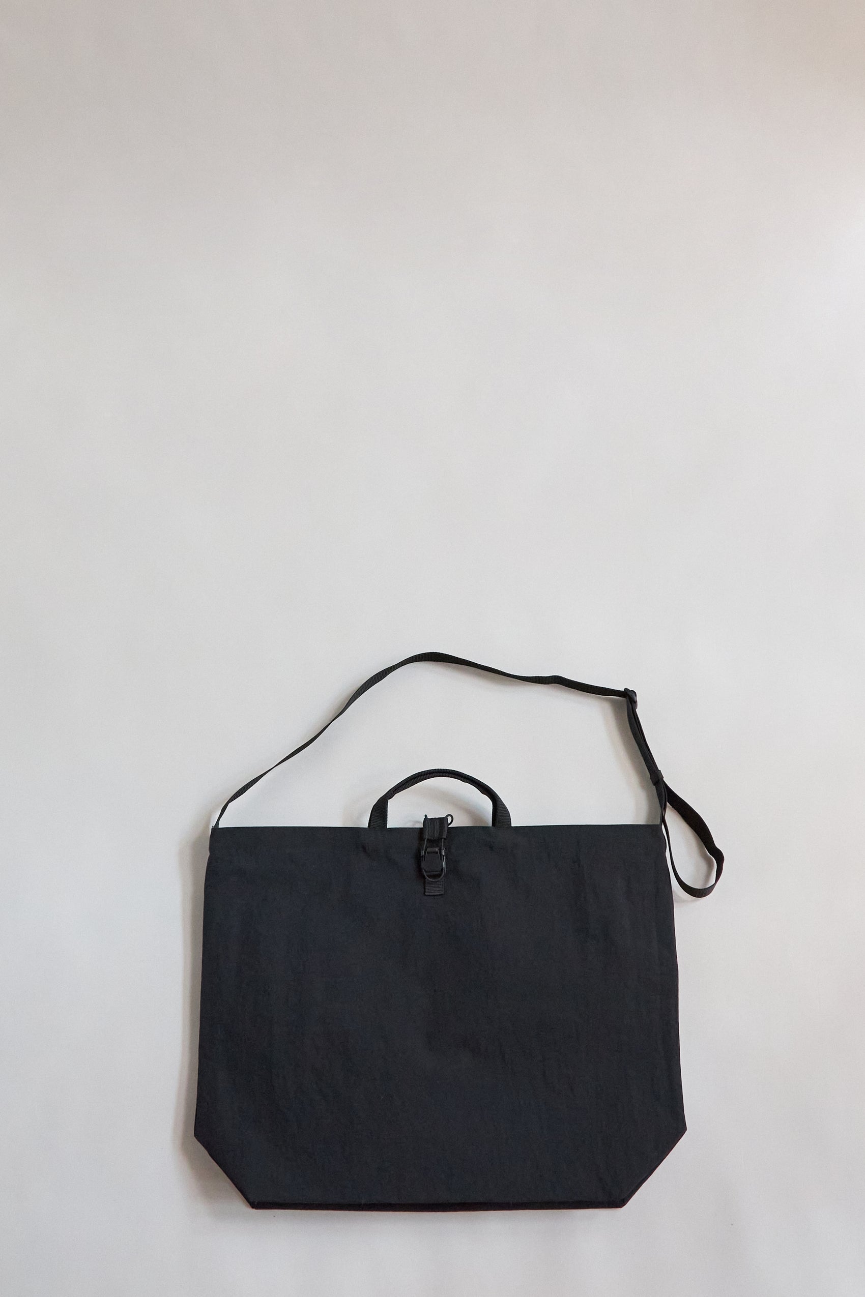 NO.1018　TECH　TECH TOTE