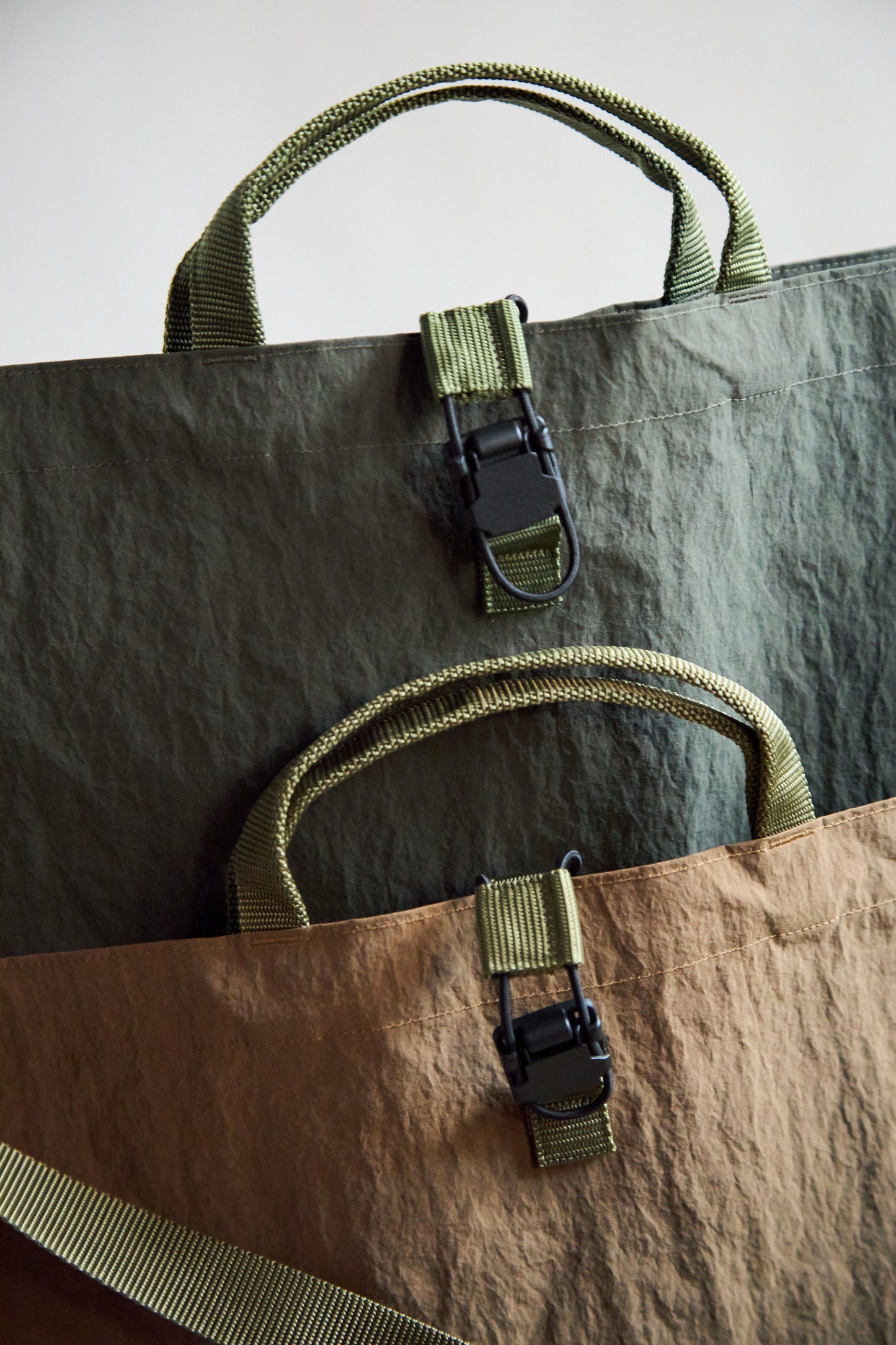 NO.1051　HARD TECH　TECH TOTE