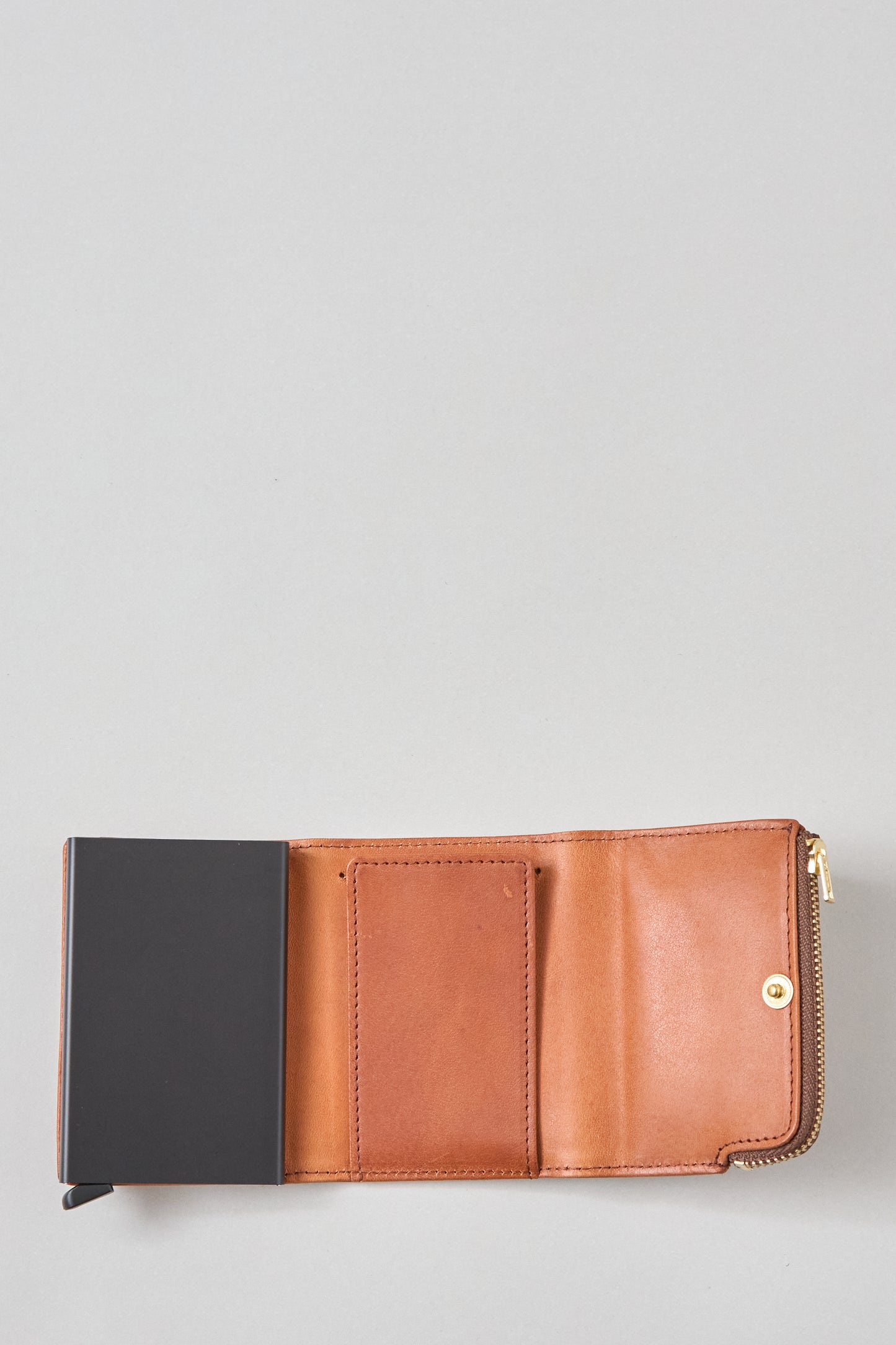 NO.2022　ELBAMATT　PAYMENT HUNTER WALLET