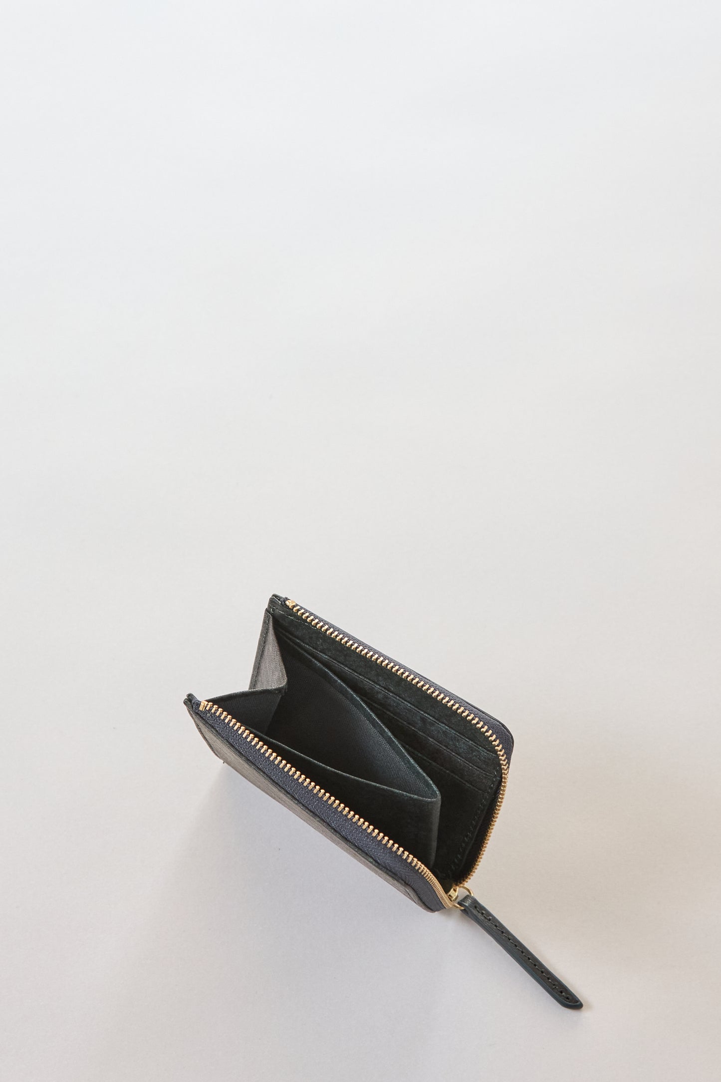 NO.2047　HABANA　L-ZIP WALLET